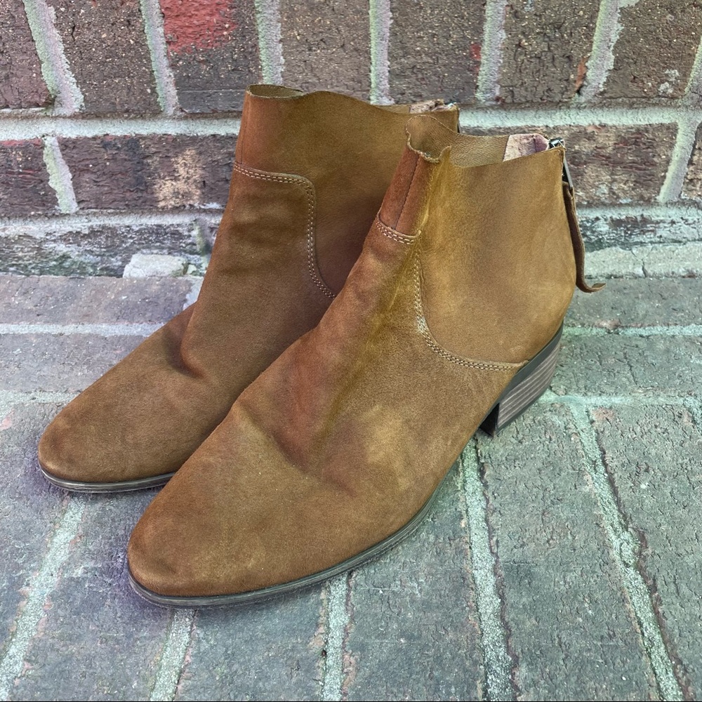 Women’s Lucky Brand Lahela Suede Booties Size 9.5